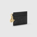 ルイヴィトンスーパーコピー カードケース ポルト カルト・LV チャーム M82132