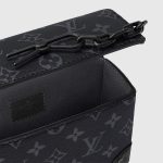 ルイヴィトンスーパーコピー スティーマー･ウェアラブル ウォレット モノグラム M81783