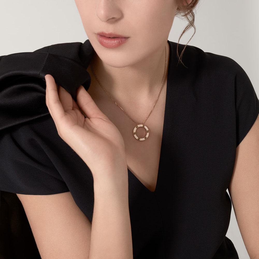 カルティエ ネックレス コピー Love ネックレス パヴェダイヤモンド