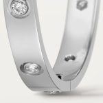 カルティエ ブレスレットコピー Love ブレスレット ダイヤモンド10個 B6070417 カルティエ ブレスレットコピー Love ブレスレット ダイヤモンド10個 B6070417