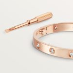 カルティエ ブレスレットコピー Love ブレスレット ダイヤモンド10個 B6070217