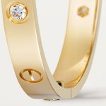 カルティエ スーパーコピー Love ブレスレット ダイヤモンド4個 B6070017