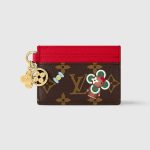 ルイヴィトン コピー カードケース ポルト カルト･LV チャーム M12227 M12215
