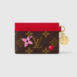 ルイヴィトン コピー カードケース ポルト カルト･LV チャーム M12227 M12215