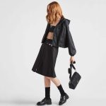 プラダ コピー パデッドRe-Nylon ショルダーバッグ 1BD290_RDJN_F0002