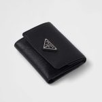 プラダ スーパーコピー サフィアーノトライアングル 財布1MH043_QHH