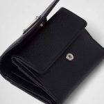 プラダ スーパーコピー サフィアーノトライアングル 財布1MH043_QHH