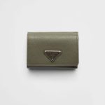 プラダ スーパーコピー サフィアーノトライアングル 財布 2MH042_QHH