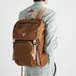 プラダ スーパーコピー Re-Nylon xレザー バックパック 2VZ135_2CX2