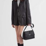プラダ コピー ミディアム パデッドRe-Nylon ショルダーバッグ 1BD255_RDLN