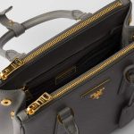 プラダ コピー ガレリア サフィアーノレザー スモールバッグ 1BA896_NZV_F0236