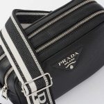 プラダ スーパーコピー ショルダーストラップ付 レザー バッグ 1BH082_2DKV