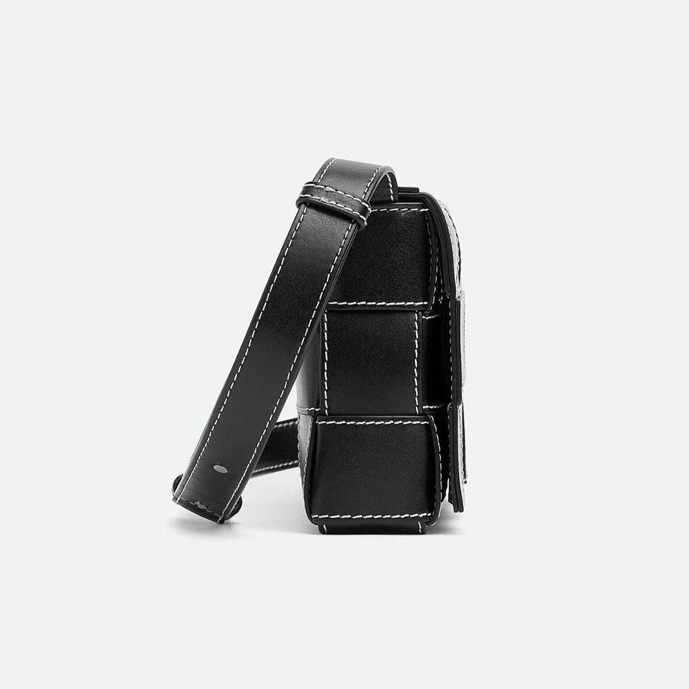 ボッテガヴェネタスーパーコピー カセット 758105 V39K0