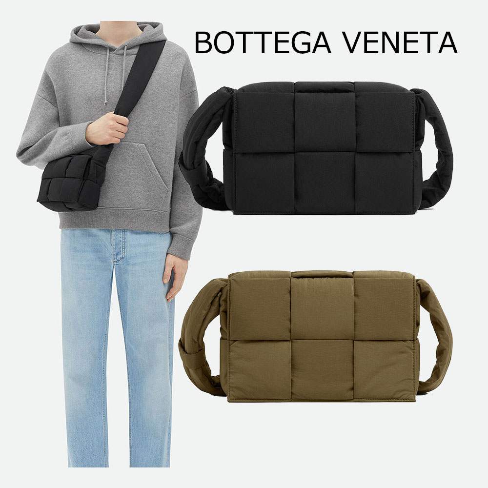 ボッテガヴェネタスーパーコピースモール パデッド テック