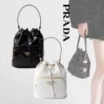 プラダ コピー デュエット ナプラックパテントレザー バケットバッグ 1BH038_2DNT プラダ コピー デュエット ナプラックパテントレザー バケットバッグ 1BH038_2DNT