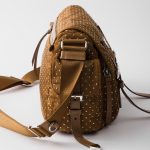 プラダ スーパーコピー スタッズ付 Re-Nylon ショルダーバッグ 1BD118_2HGV プラダ スーパーコピー スタッズ付 Re-Nylon ショルダーバッグ 1BD118_2HGV