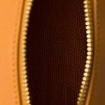 プラダ スーパーコピー レザー ポーチ 1BC239_2CYS