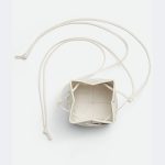 ボッテガヴェネタ コピー カセット ミニ クロスボディバケットバッグ 680217 VCQC4