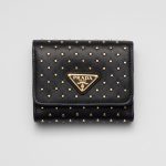 プラダ スーパーコピー スタッズドレザー 財布 1MH043_2C3H