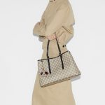 グッチスーパーコピー〔GGエンブレム〕ミディアム トートバッグ ‎815213
