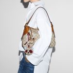 グッチ コピー〔GGエンブレム〕ミディアム ショルダーバッグ ‎815216