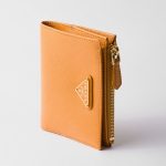 プラダ スーパーコピー サフィアーノトライアングル 財布 1ML050_QHH