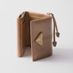 プラダ スーパーコピー ソフトルックスレザー 財布 1MH043_2CYR