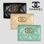 CHANEL 19 カードケース ラムスキン スーパーコピー AP1790
