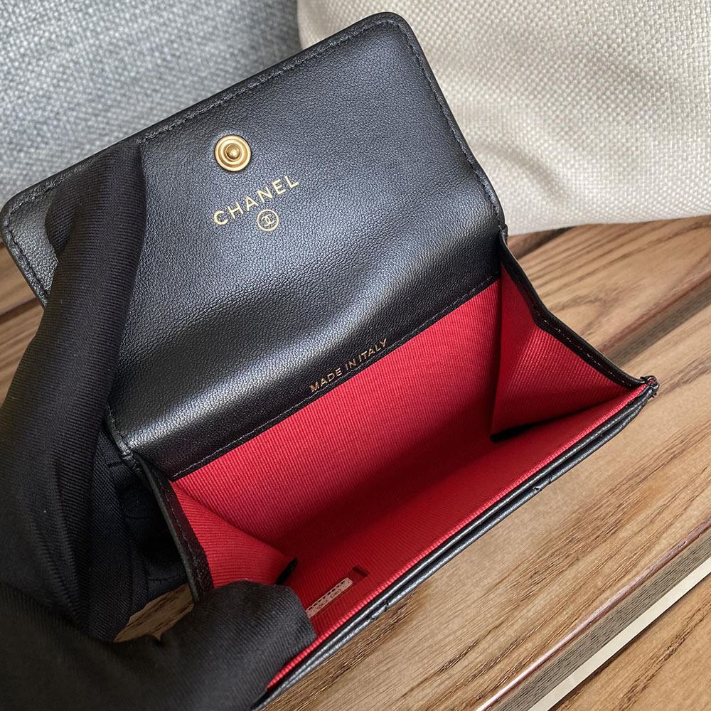 CHANEL 19 カードケース ラムスキン スーパーコピー AP1790