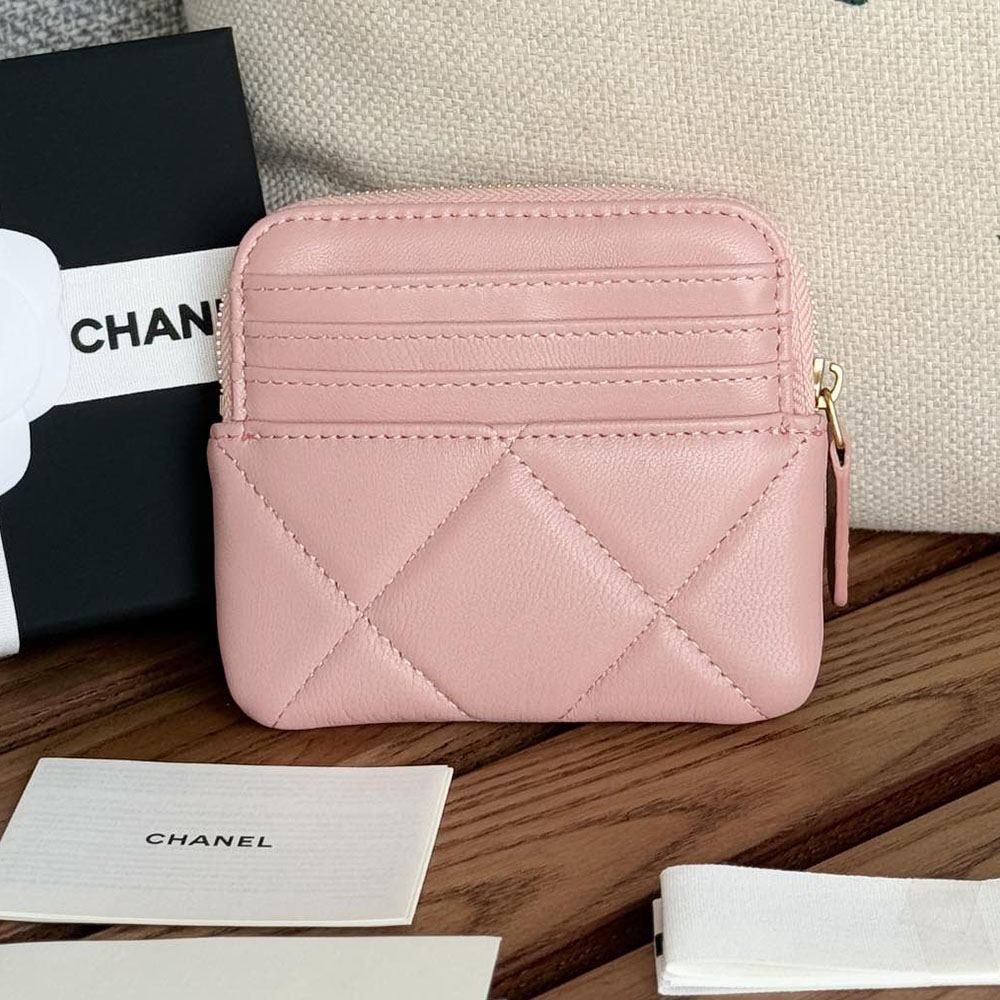 シャネル 19 カードケース コピー ジップコインパース ミニ財布 AP2086