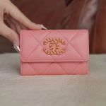 シャネル スーパーコピー 三つ折り折19ラムスキン AP1789