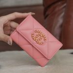 シャネル スーパーコピー 三つ折り折19ラムスキン AP1789