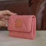 シャネル スーパーコピー 三つ折り折19ラムスキン AP1789