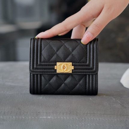 シャネルスーパーコピー コンパクト財布☆三つ折り A80734