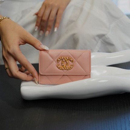 CHANEL 19 スーパーコピー フラップ カードケース ミニ財布 AP1790