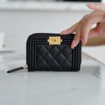 シャネルスーパーコピー ボーイシャネル ジップコインケース A80602