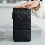 シャネル19 コピー フォンケース 携帯・スマホアクセサリー D82391