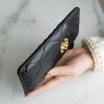 シャネル19 コピー フォンケース 携帯・スマホアクセサリー D82391