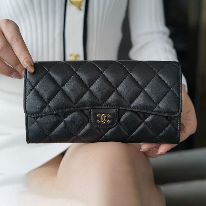 シャネルコピー 長財布 フラップ マトラッセ ココマーク ラムスキ A80758