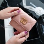 シャネル19 ミニ財布 三つ折り コピー フラップウォレット AP1789