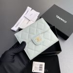 シャネル コピー クラシック スモール フラップ ウォレット 三つ折財布 A82288