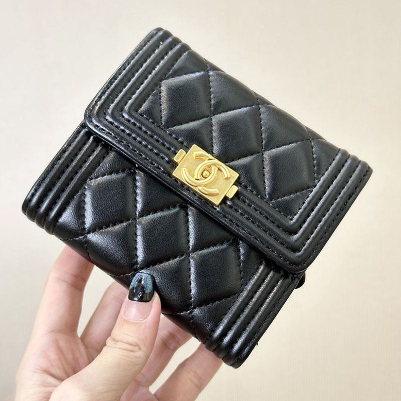 シャネルスーパーコピー 三つ折り 財布 コンパクト財布 A80734