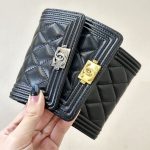 シャネルスーパーコピー 三つ折り 財布 コンパクト財布 A80734