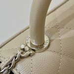 シャネル スーパーコピー CHANEL ココハンドル ミニバッグ ベージュ AP4244