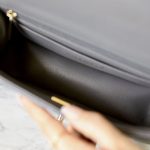 シャネルスーパーコピー スモール トップハンドル フラップ バッグ AS3829