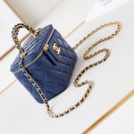 シャネル スーパーコピー ハンドル バニティケース ラムスキン AP4168
