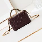 シャネル スーパーコピー ハンドル バニティケース ラムスキン AP4168 B17675