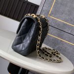 シャネル スーパーコピー チェーンハンドル フラップバック AS5240 B19405 シャネル スーパーコピー チェーンハンドル フラップバック AS5240 B19405