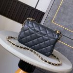 シャネル スーパーコピー チェーンハンドル フラップバック AS5239 B19405 シャネル スーパーコピー チェーンハンドル フラップバック AS5239 B19405