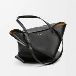 ​ロエベコピー ミディアム シャイニングレザー パズル フォールドA657G50X01